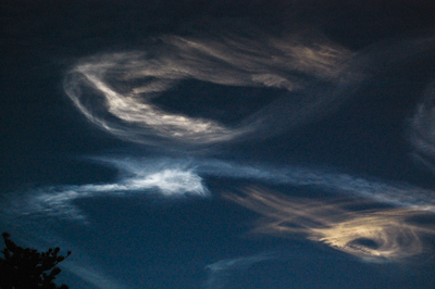 STS117 June 8 2007 Noctilucent Cloud