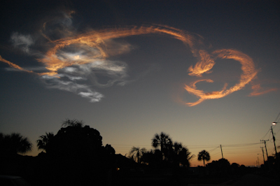 Space Shuttle STS-131 launch, April 5 2010, noctilucent cloud.